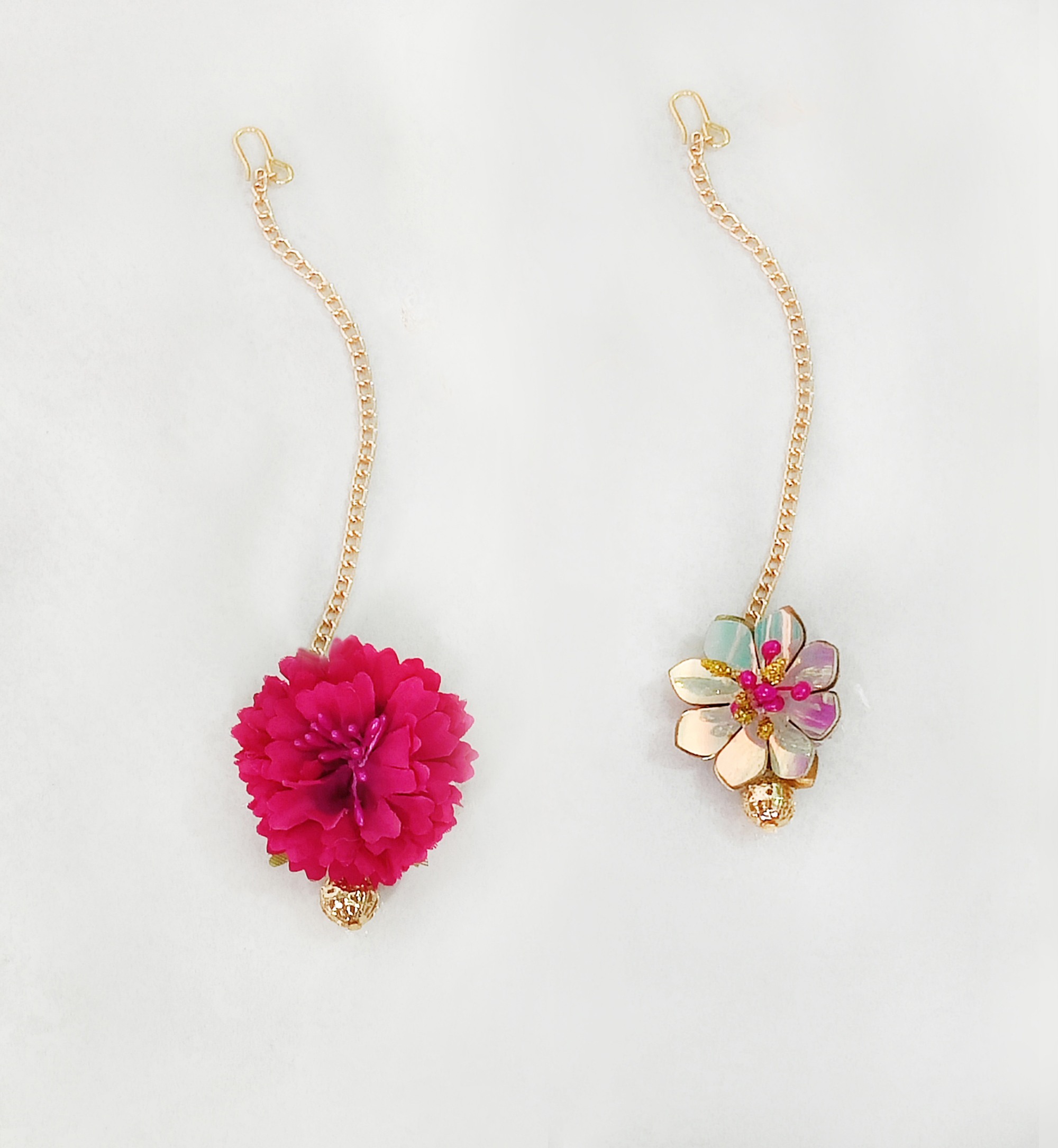 Set Of 2 Flower Maang Tikkas - Gold, Magenta