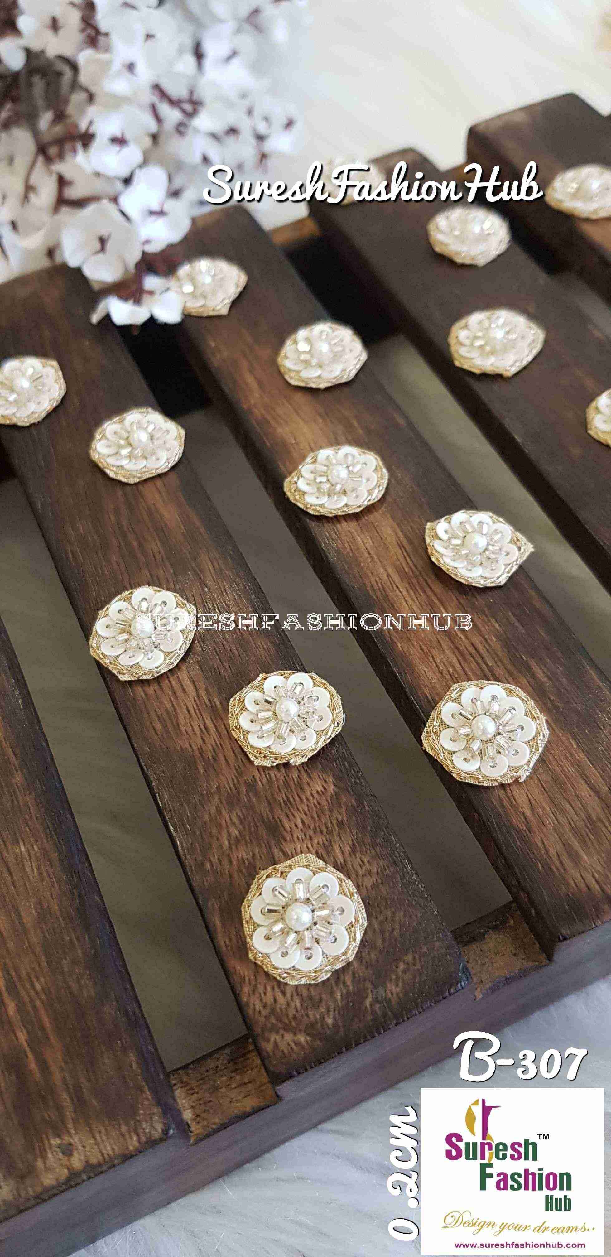 Small Golden Flower Butties