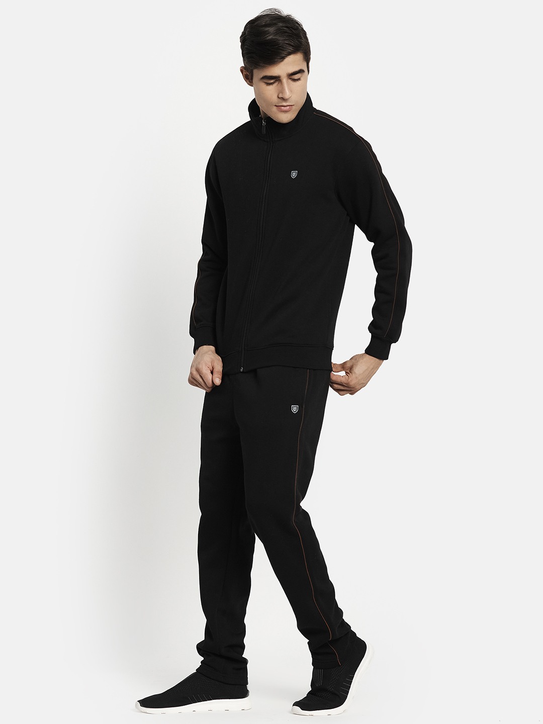 Octave Men Black Solid Tracksuits