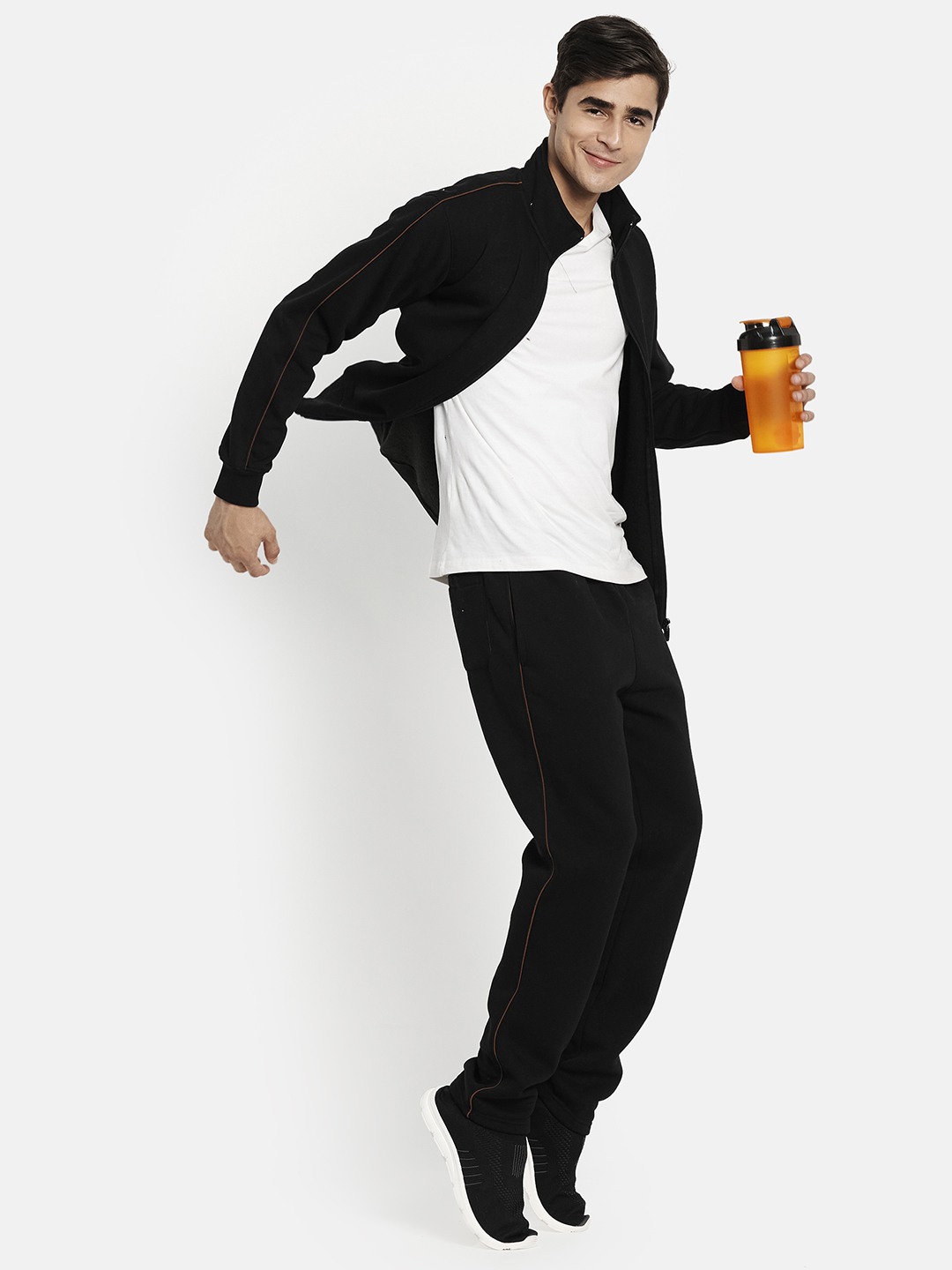 Octave Men Black Solid Tracksuits