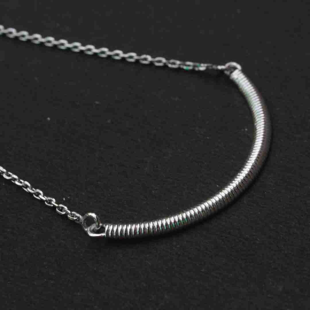 Sterling Silver Ribbed Neckpiece