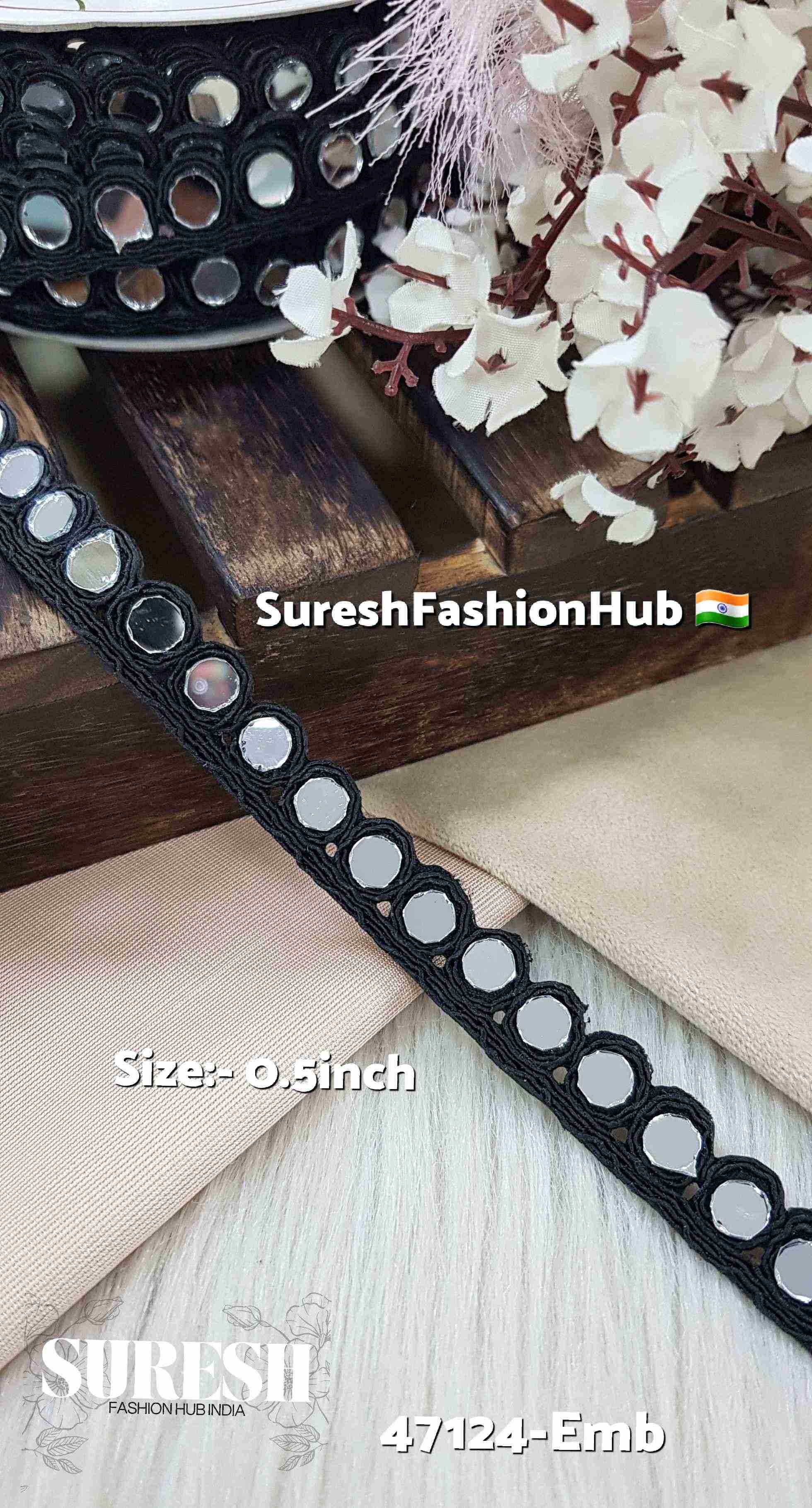 Black One-Side Round Mirror Lace