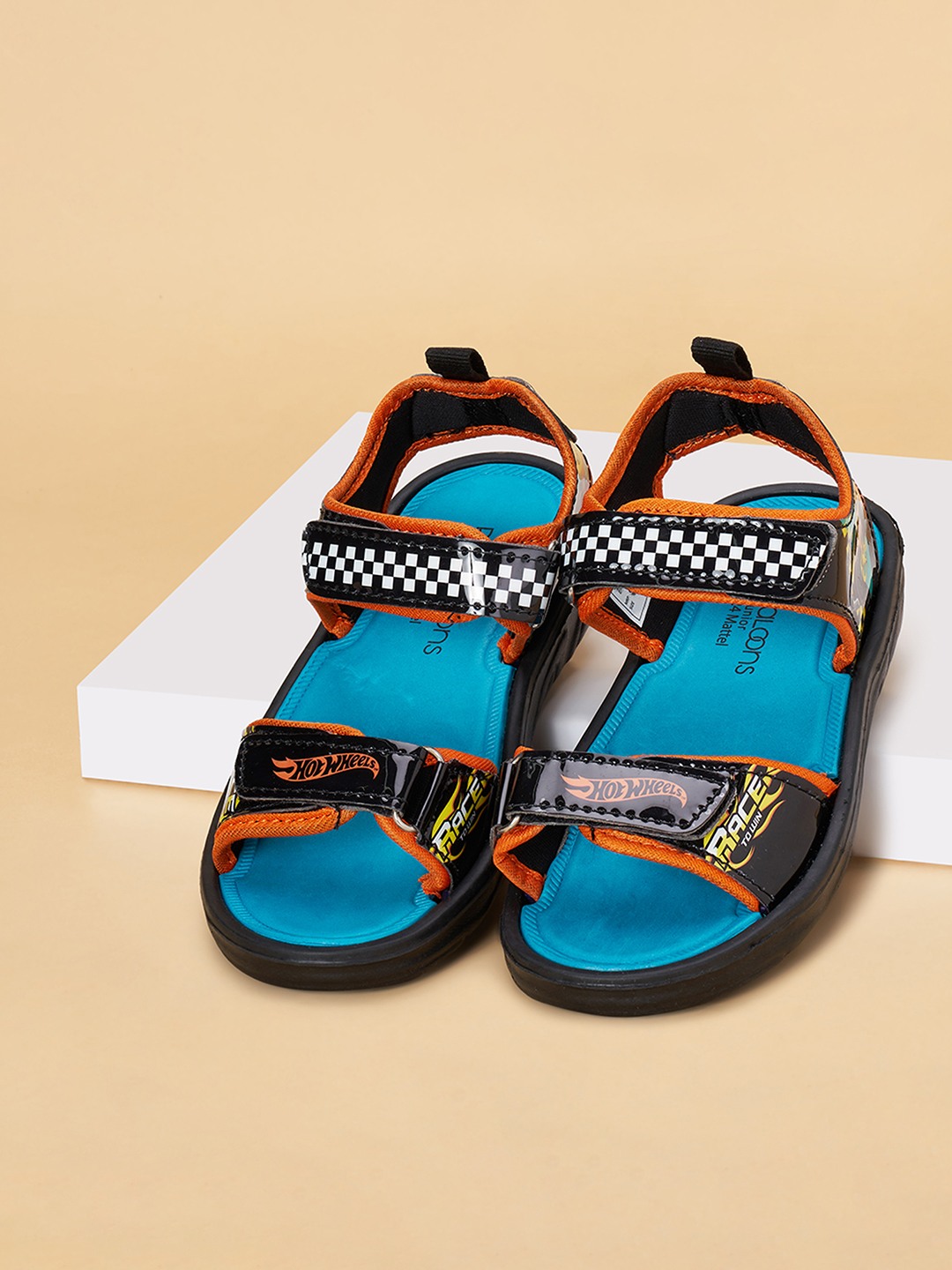 Pantaloons Junior Multicoloured Sandals