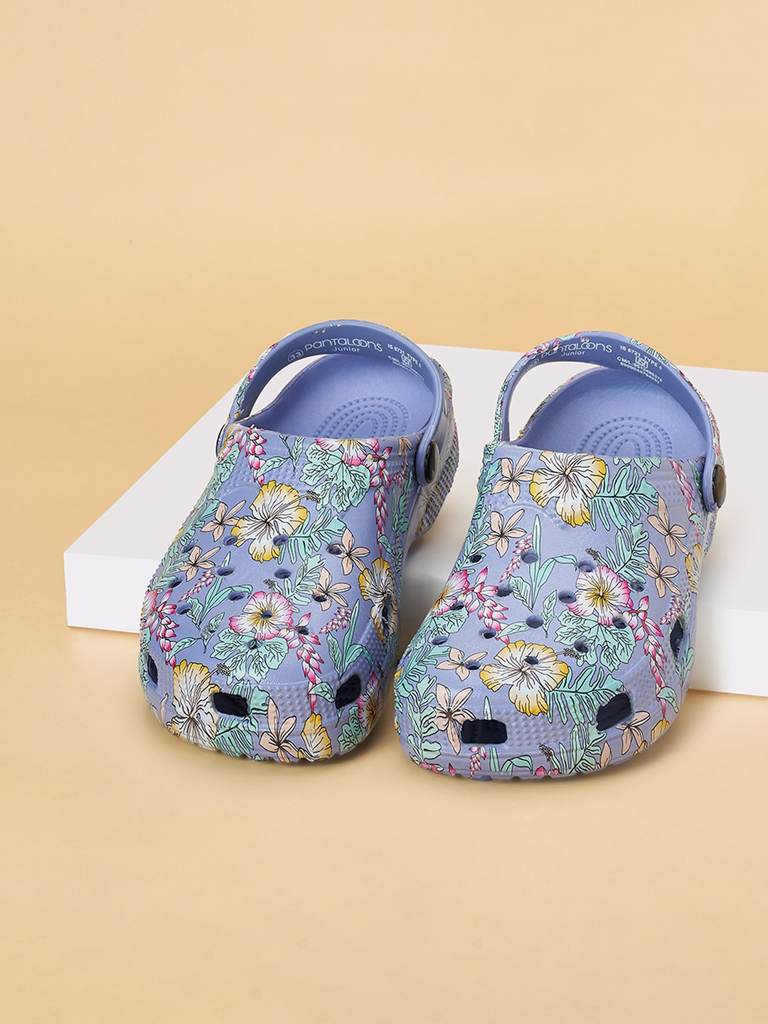 Pantaloons Junior Purple Clogs