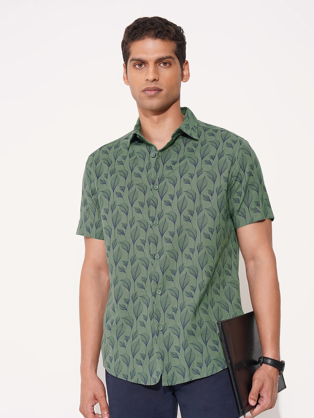 Green Leaf Print Button-up Shirt
