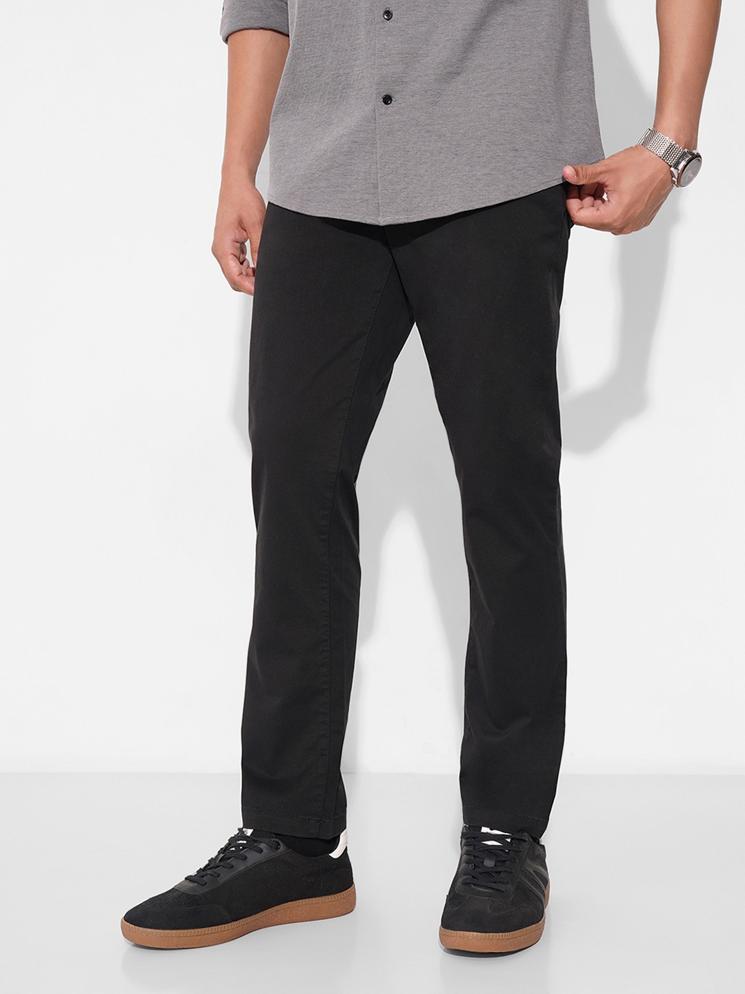 Black Solid Slim Chino Pants