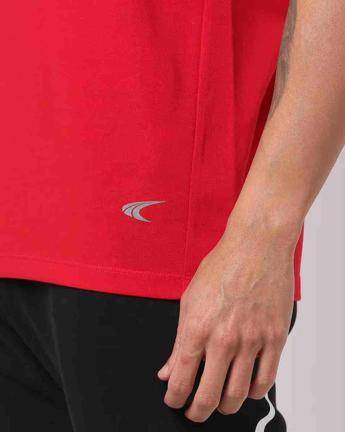 PERFORMAX | Regular Fit Crew-Neck T-Shirt with Striped Sleeves|5