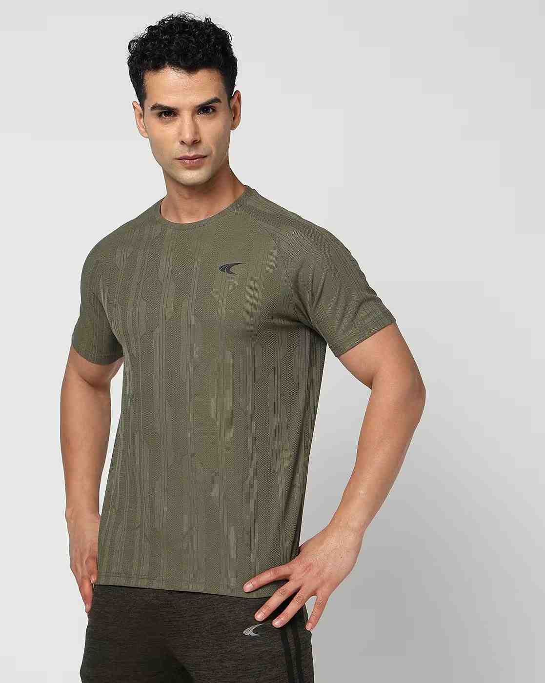 PERFORMAX | Men Striped Relaxed Fit Crew-Neck Training T-Shirt|3
