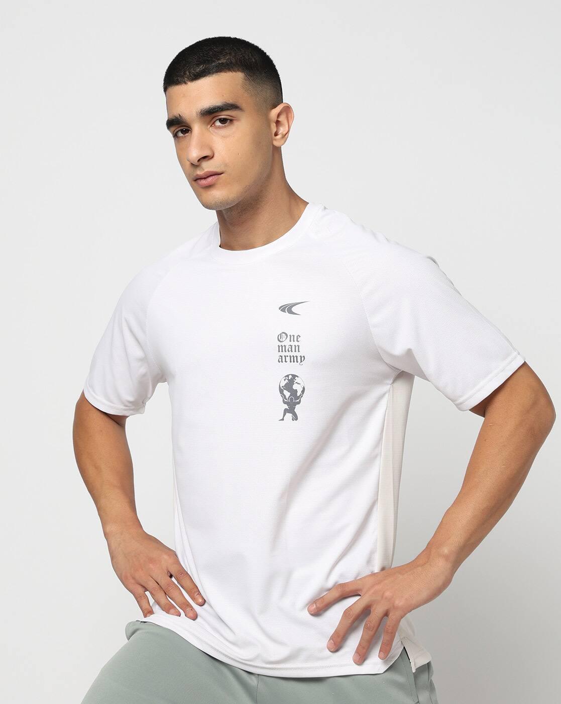 Men Typographic Print Regular Fit Crew-Neck T-Shirt