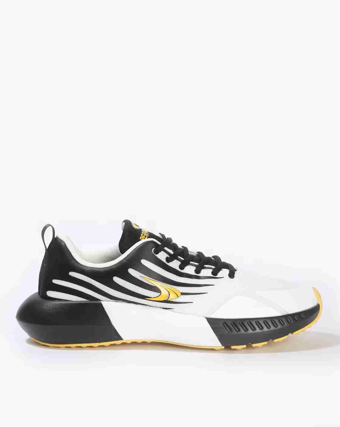 Men Low-Top Lace-Up Walking Shoes