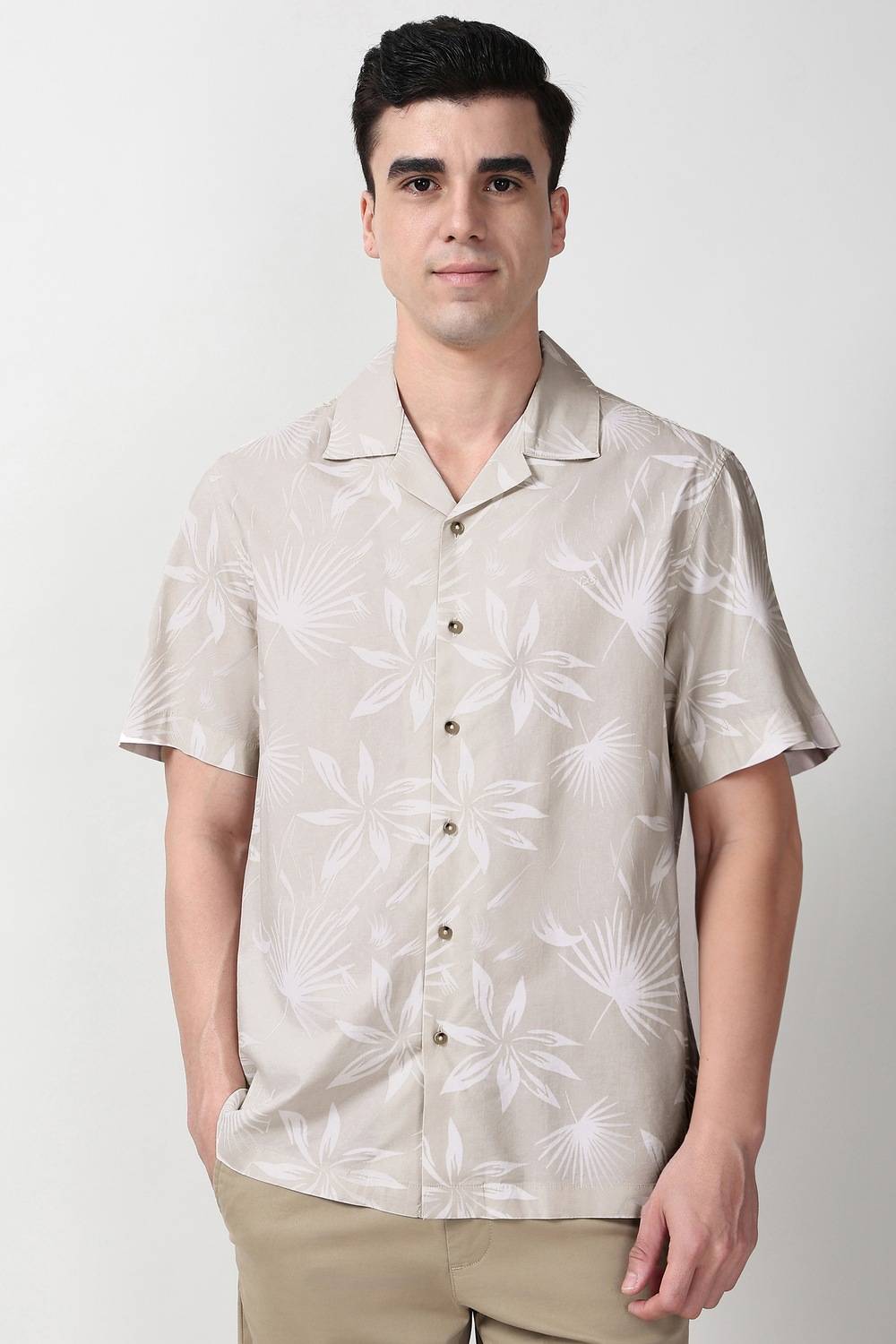 Men Beige Regular Fit Print Half Sleeves Casual Shirt