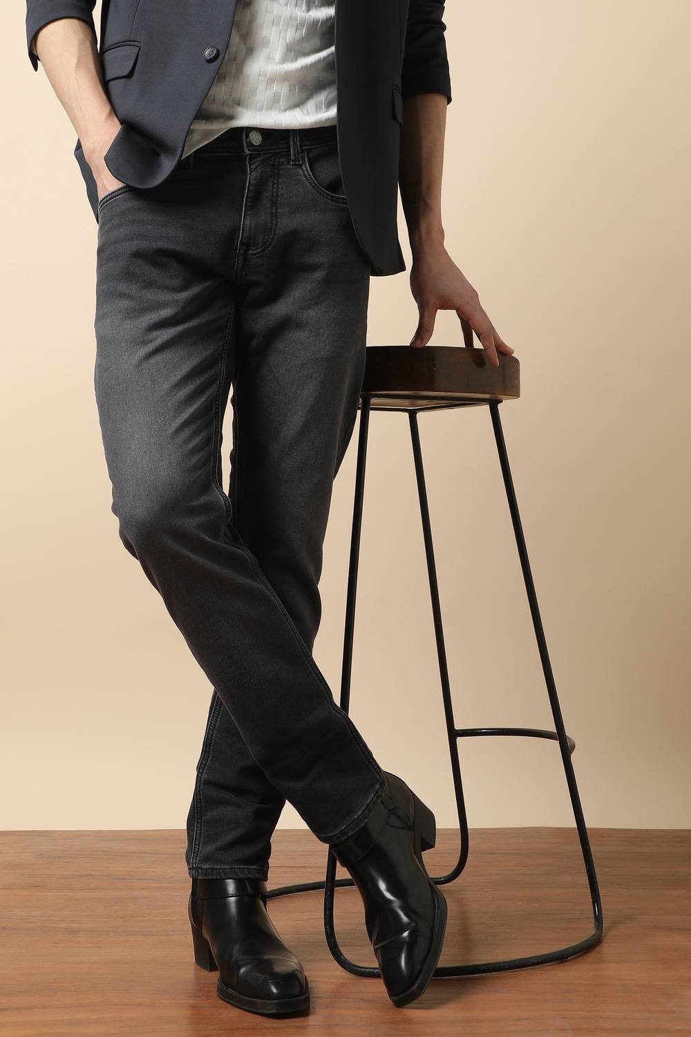 Men Grey Light Wash Jeans