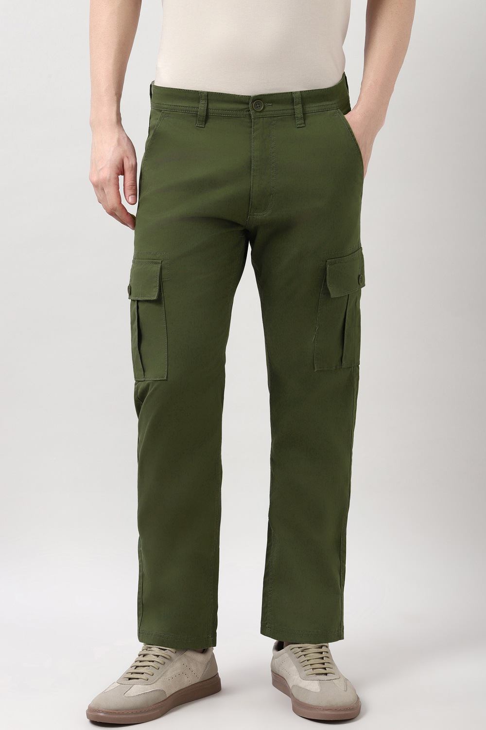 Men Olive Solid Regular Fit Casual Trousers