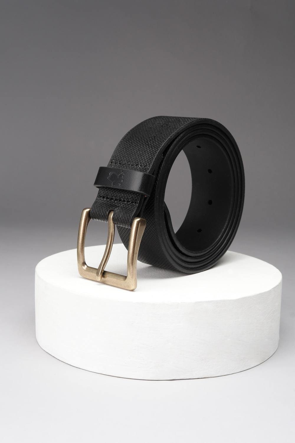 Men Black Textured Leather Belt