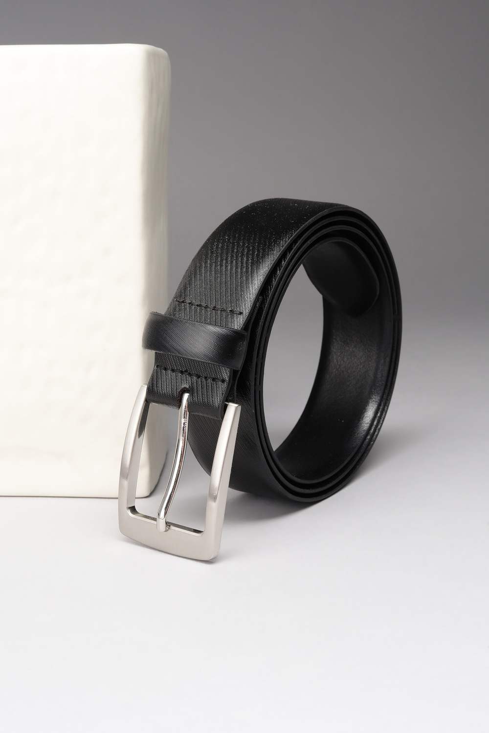 Men Black Textured Leather Belt
