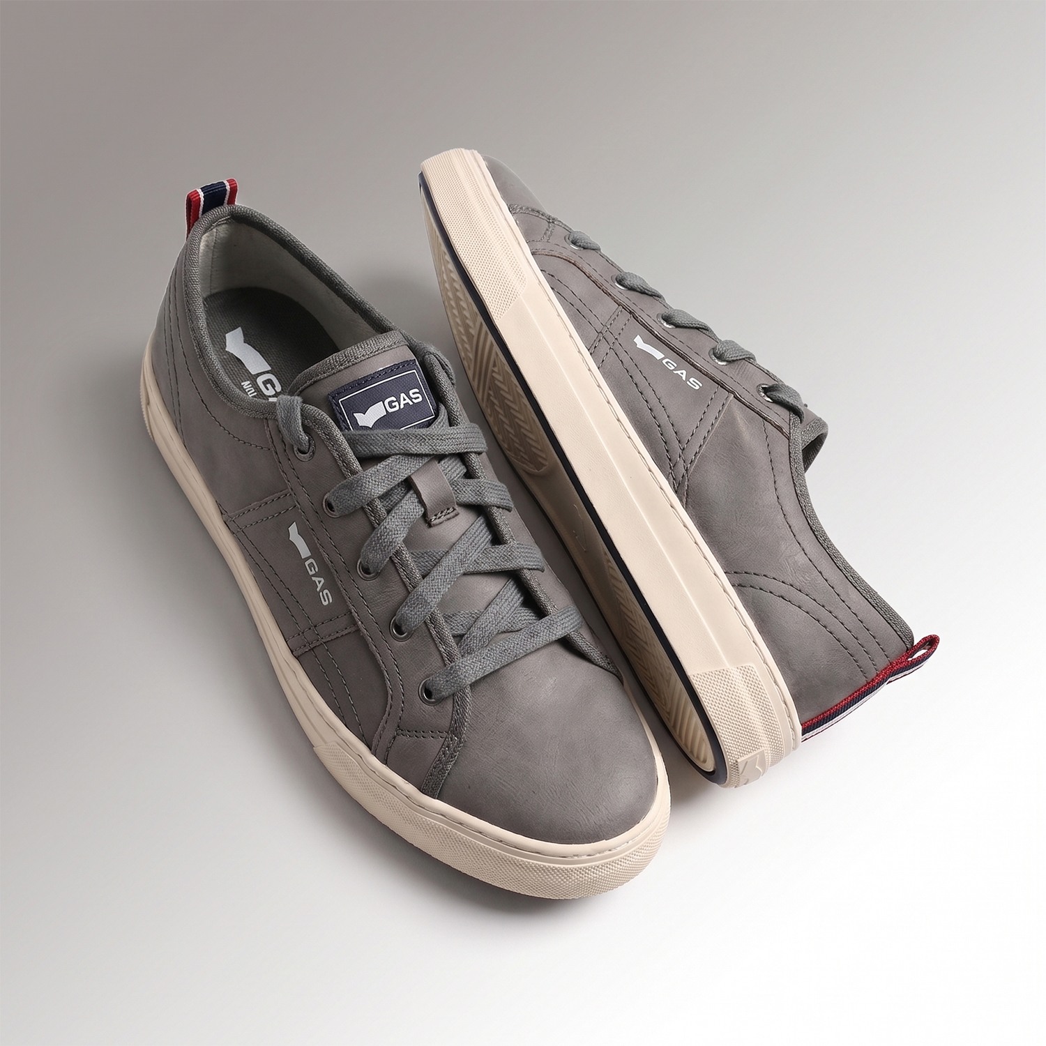 Men UrbanAero Grey Casual Sneakers