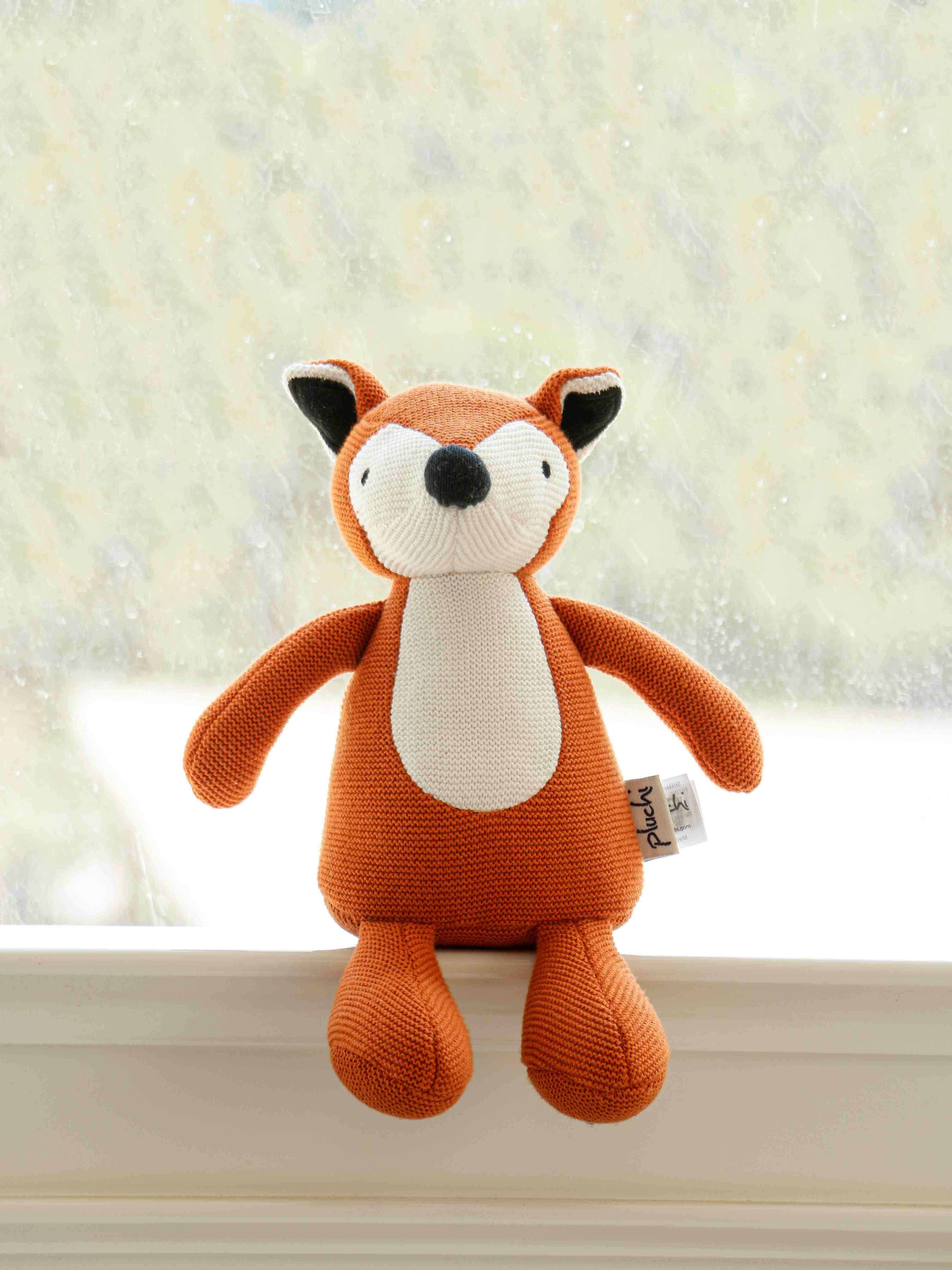https://cdn.fynd.com/v2/falling-surf-7c8bb8/fyprod/wrkr/products/pictures/item/free/original/pluchi/STFX010/0/m0vUkBojO8-493659371_1.jpg
