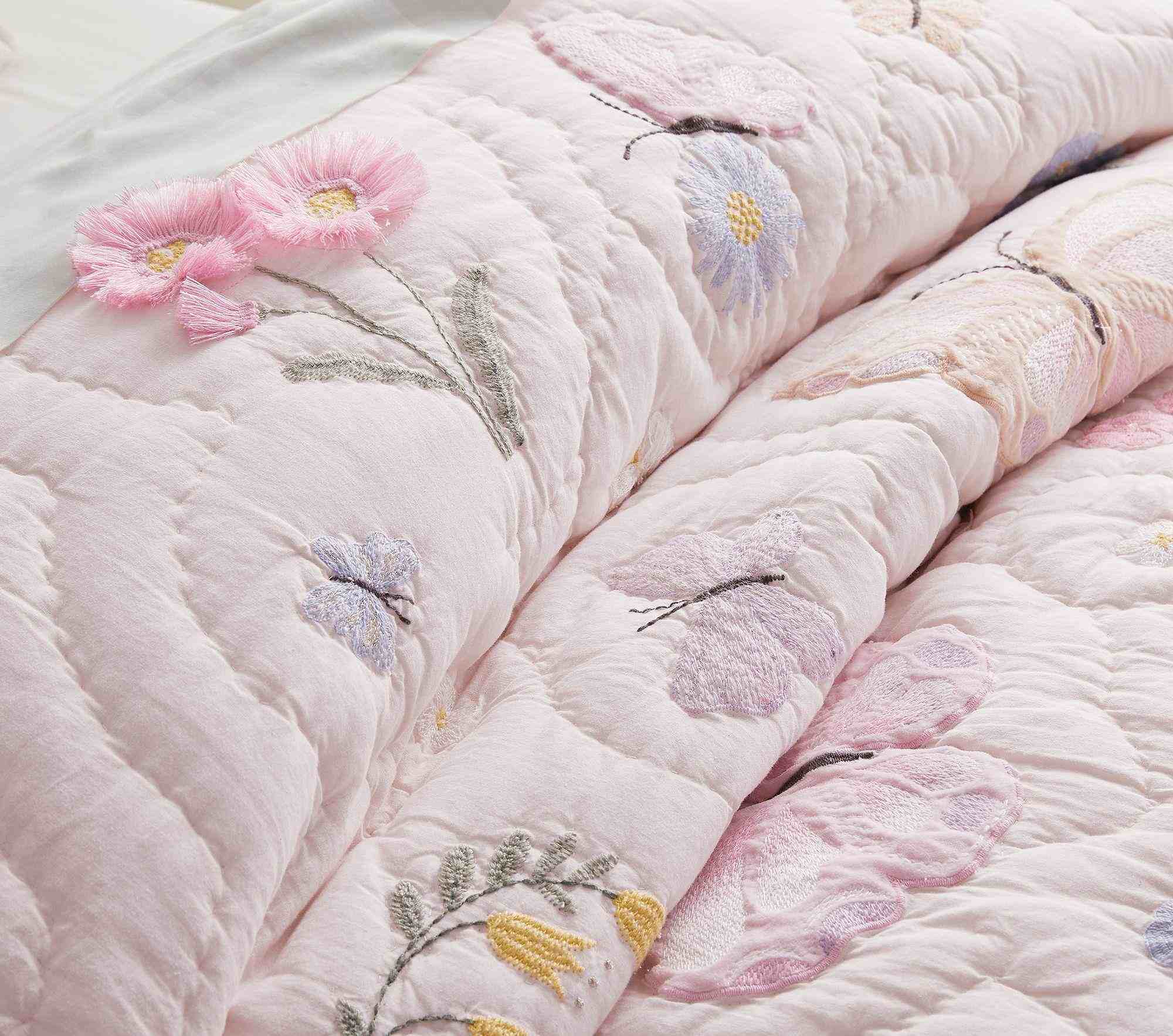Wildflower Butterfly Quilt &bShams