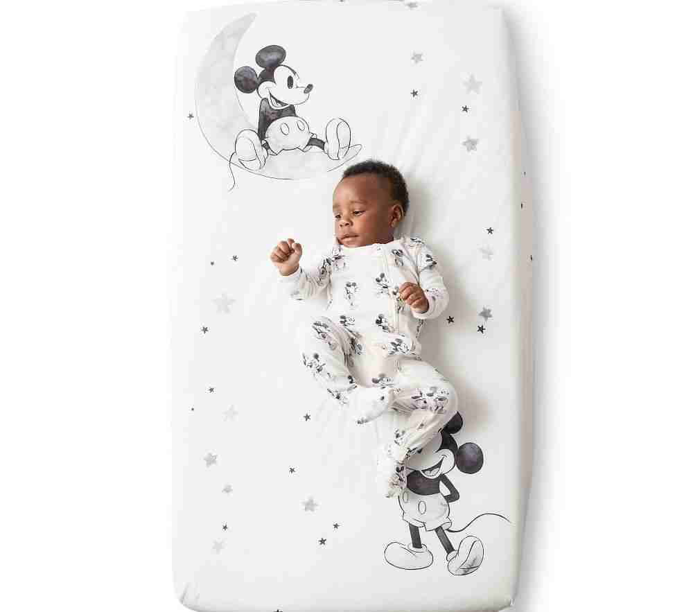 Disney Mickey Mouse Organic Picture Perfect Crib Fitted Sheet