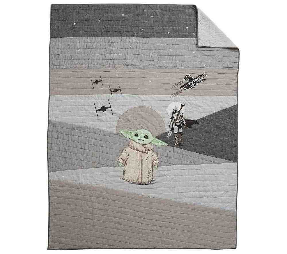 Star Wars™ The Mandalorian™ Quilt and Shams