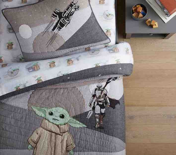 Star Wars™ The Mandalorian™ Quilt and Shams