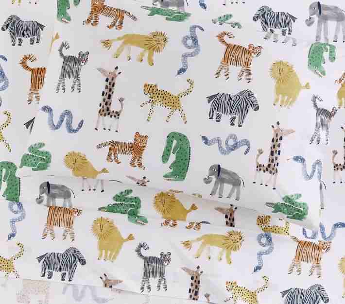 https://cdn.fynd.com/v2/falling-surf-7c8bb8/fyprod/wrkr/products/pictures/item/free/original/pottery-barn-kids/3095664/2/NPaLxug4fd-7978138_4.jpg