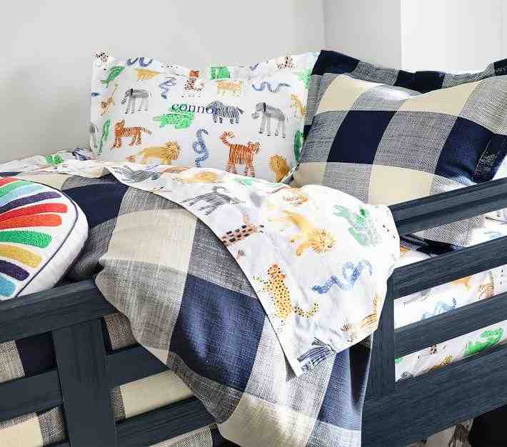 https://cdn.fynd.com/v2/falling-surf-7c8bb8/fyprod/wrkr/products/pictures/item/free/original/pottery-barn-kids/3095664/4/WGmZ313rTv-7978138_6.jpg