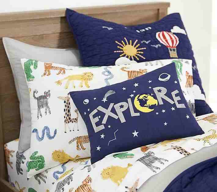 https://cdn.fynd.com/v2/falling-surf-7c8bb8/fyprod/wrkr/products/pictures/item/free/original/pottery-barn-kids/3095664/5/mUcrY0kHqP-7978138_7.jpg