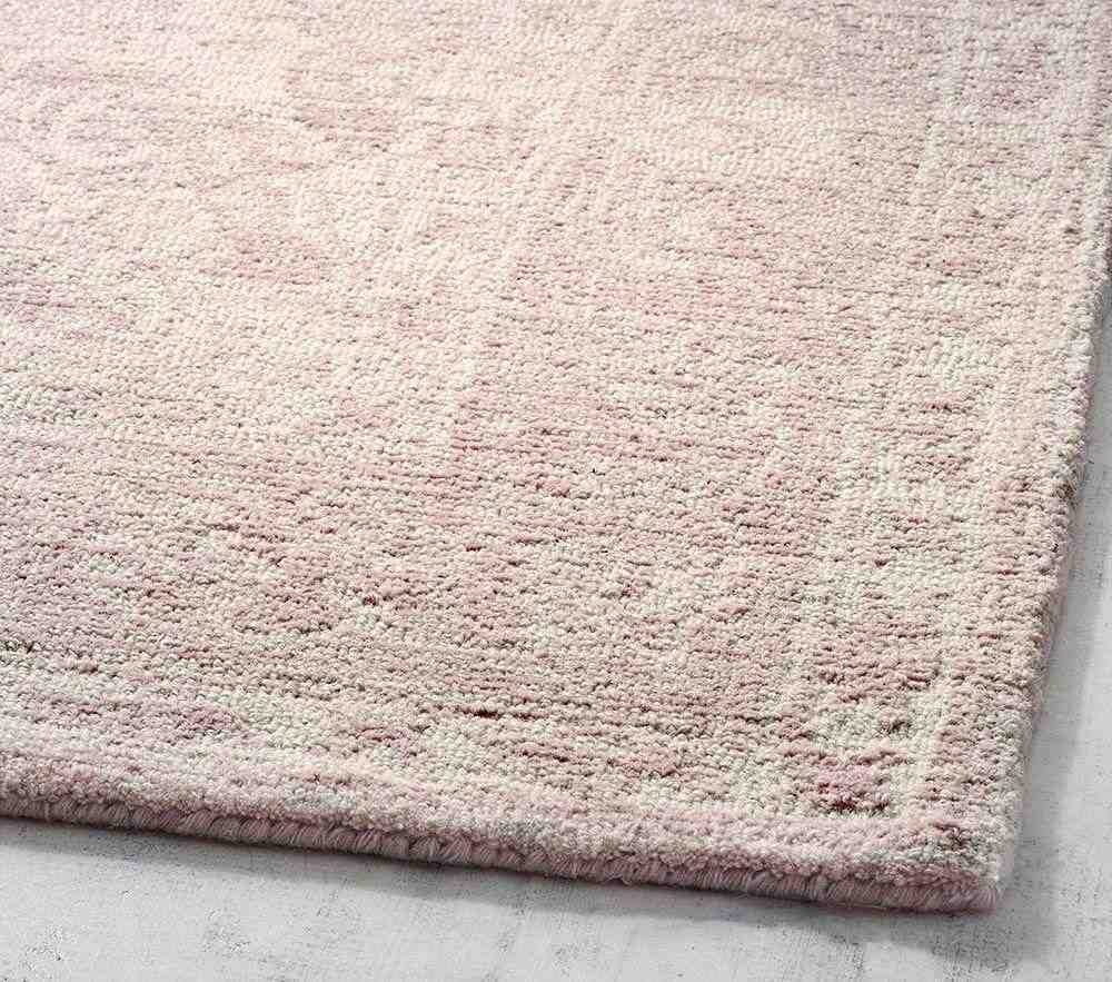 Astrid Rug