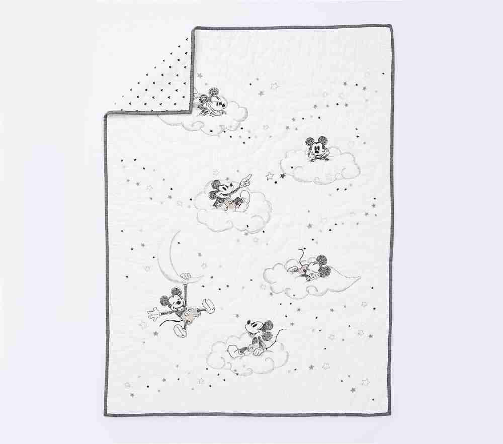 Disney Mickey Mouse Toddler Quilt