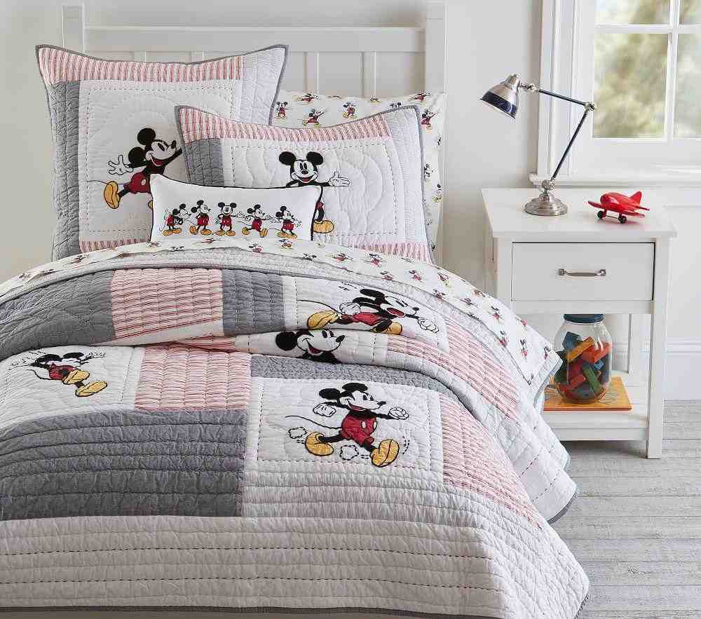 Disney Mickey Mouse Quilt & Standard Sham