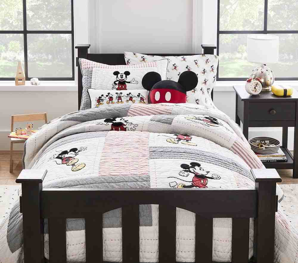 Disney Mickey Mouse Quilt & Standard Sham
