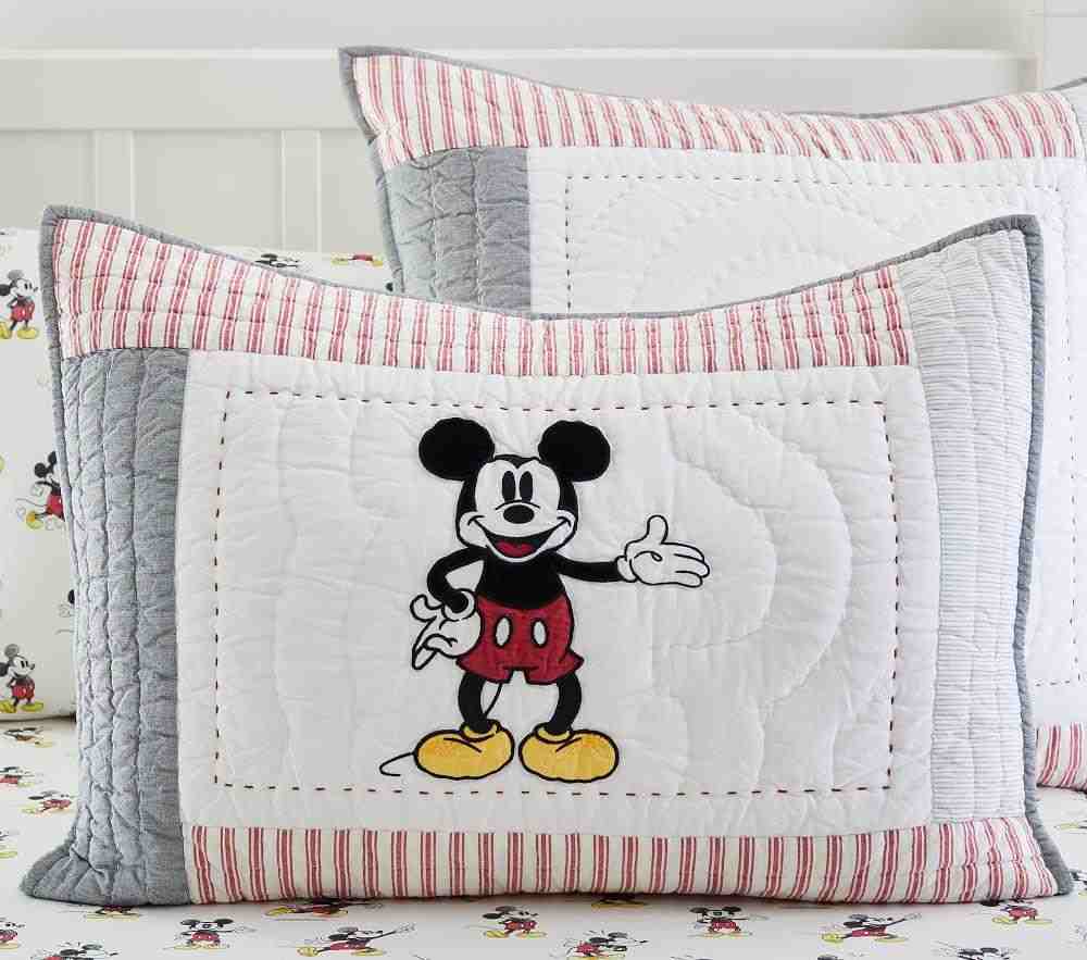 Disney Mickey Mouse Quilt & Standard Sham