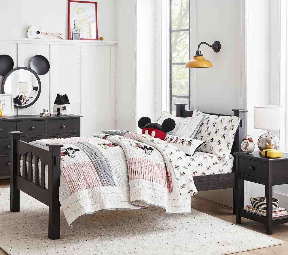 Disney Mickey Mouse Quilt & Standard Sham