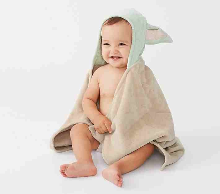 Star Wars Grogu™ Baby Hooded Towel