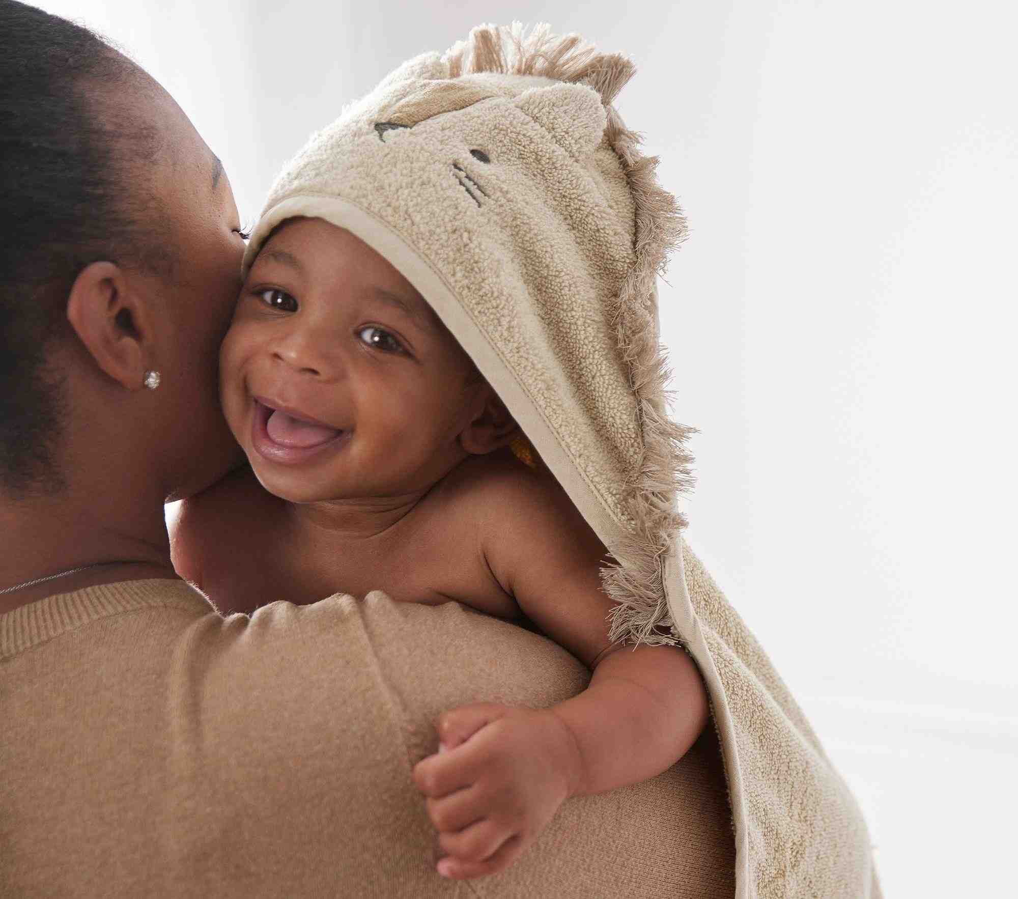 Super Soft Lion Hooded Nursery Wrap and Wash Cloth