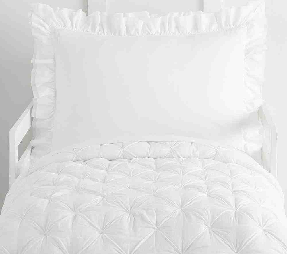 Sadie Ruffle Toddler Quilt White