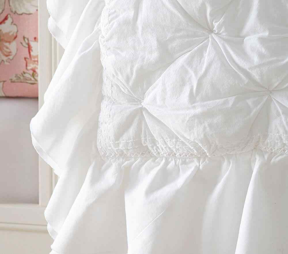 Sadie Ruffle Toddler Quilt White