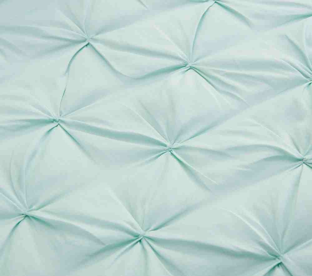 Audrey Quilt & Standard Sham