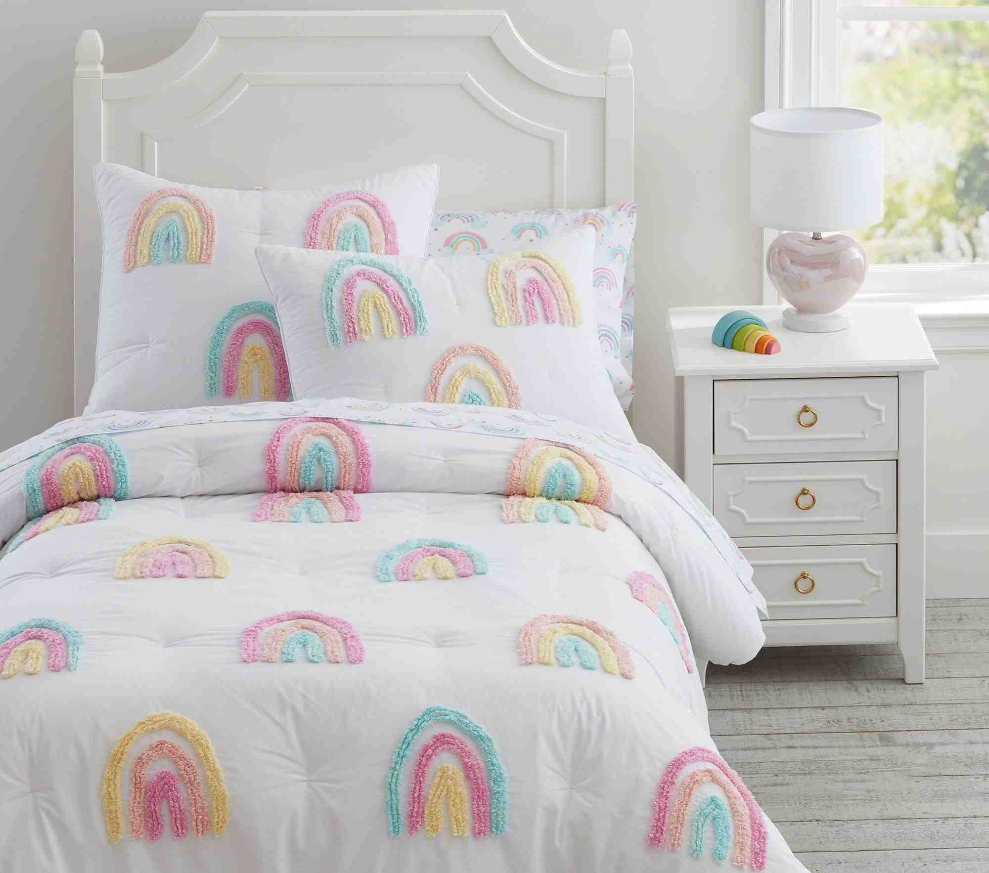Candlewick Rainbow ComforterTwinMulti
