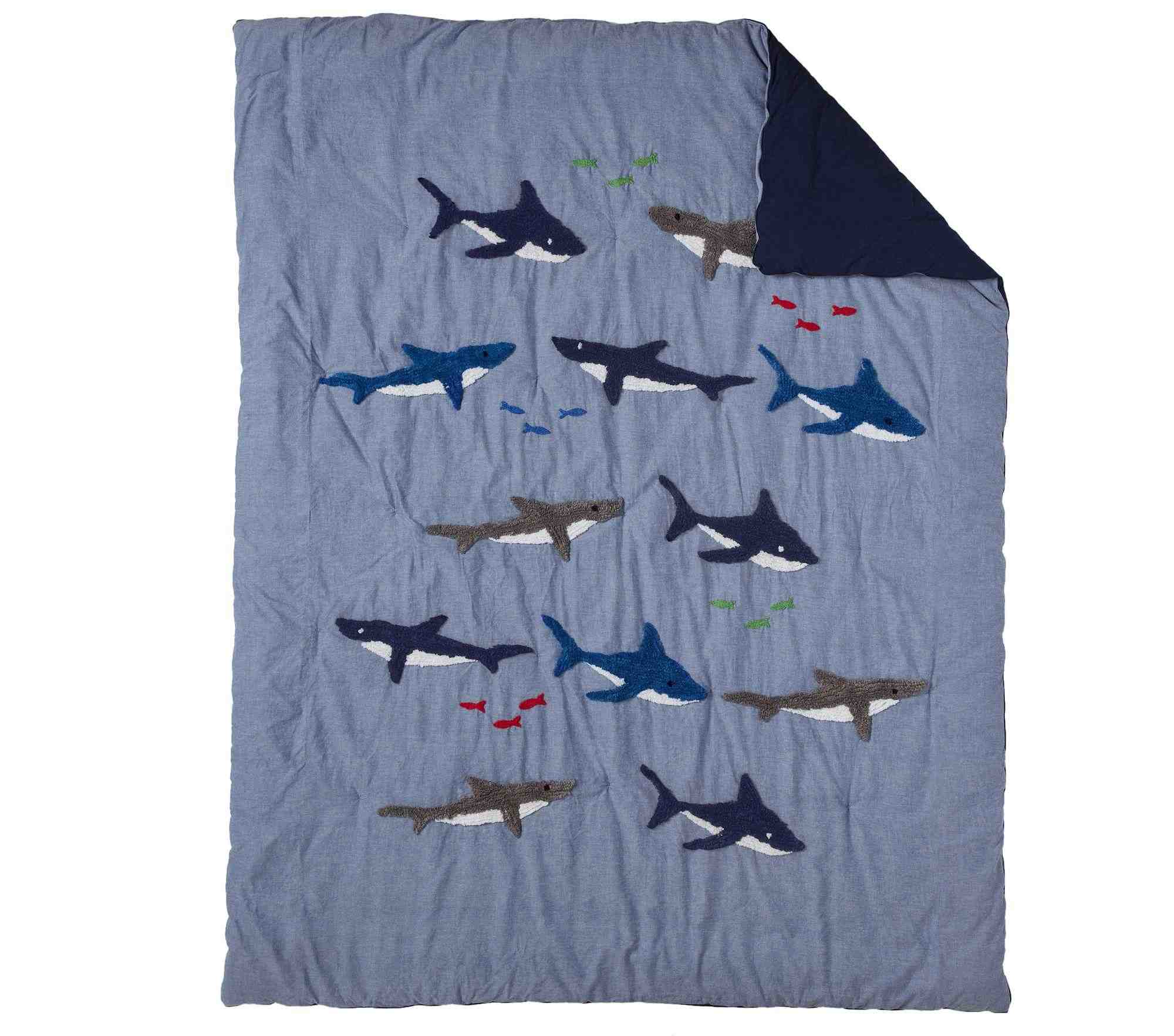 Candlewick Sharks ComforterTwinMulti
