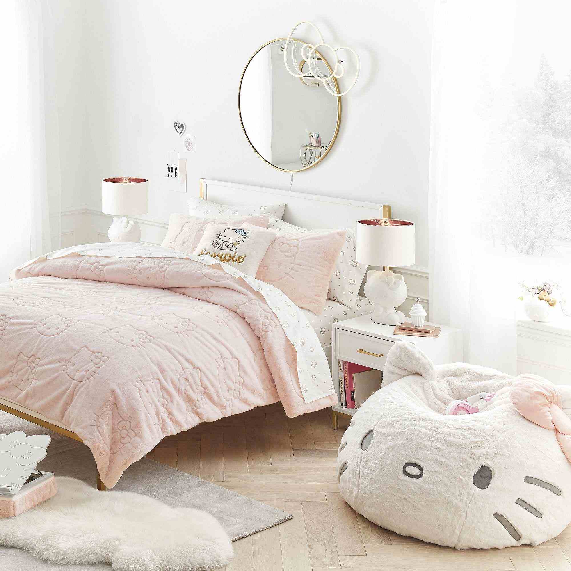 Hello Kitty® Metallic Star Sheet Set