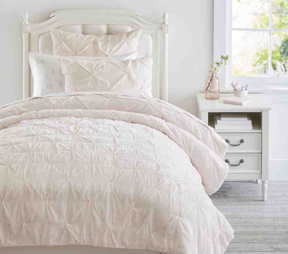 Monique Lhuillier Velvet Pintuck Quilt and Standard Sham