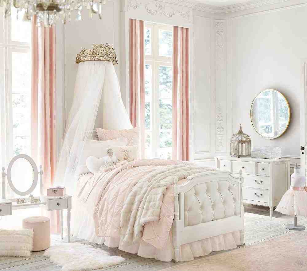 Monique Lhuillier Velvet Pintuck Quilt and Standard Sham