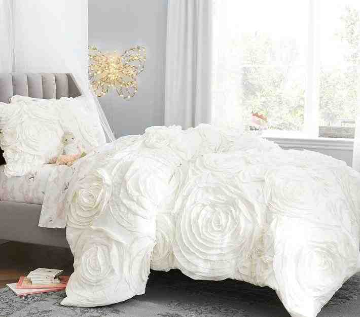 Monique Lhuillier Rosette Quilt & Shams