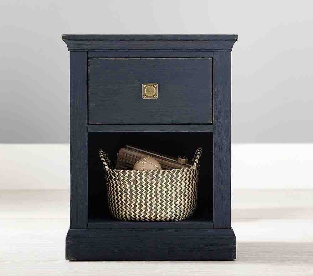 Charlie Nightstand