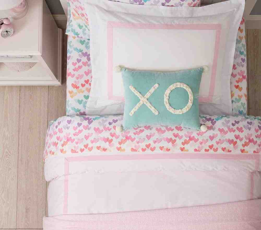 Retro Heart Organic Sheet Set and Pillowcases