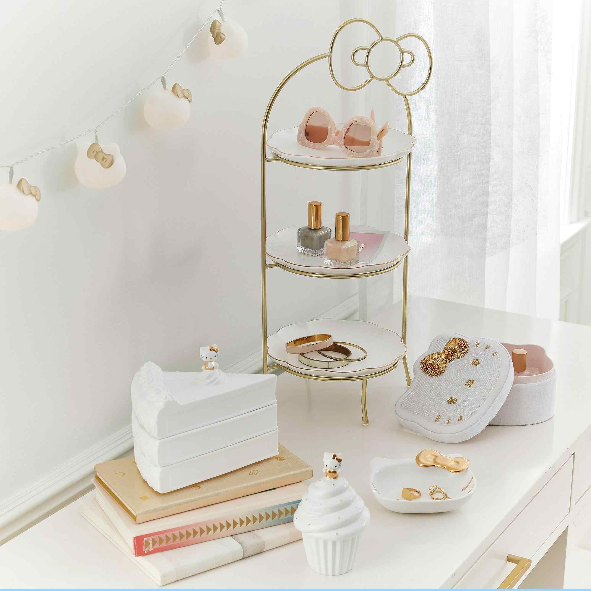 Hello Kitty® Cupcake Ceramic Jewelry Box