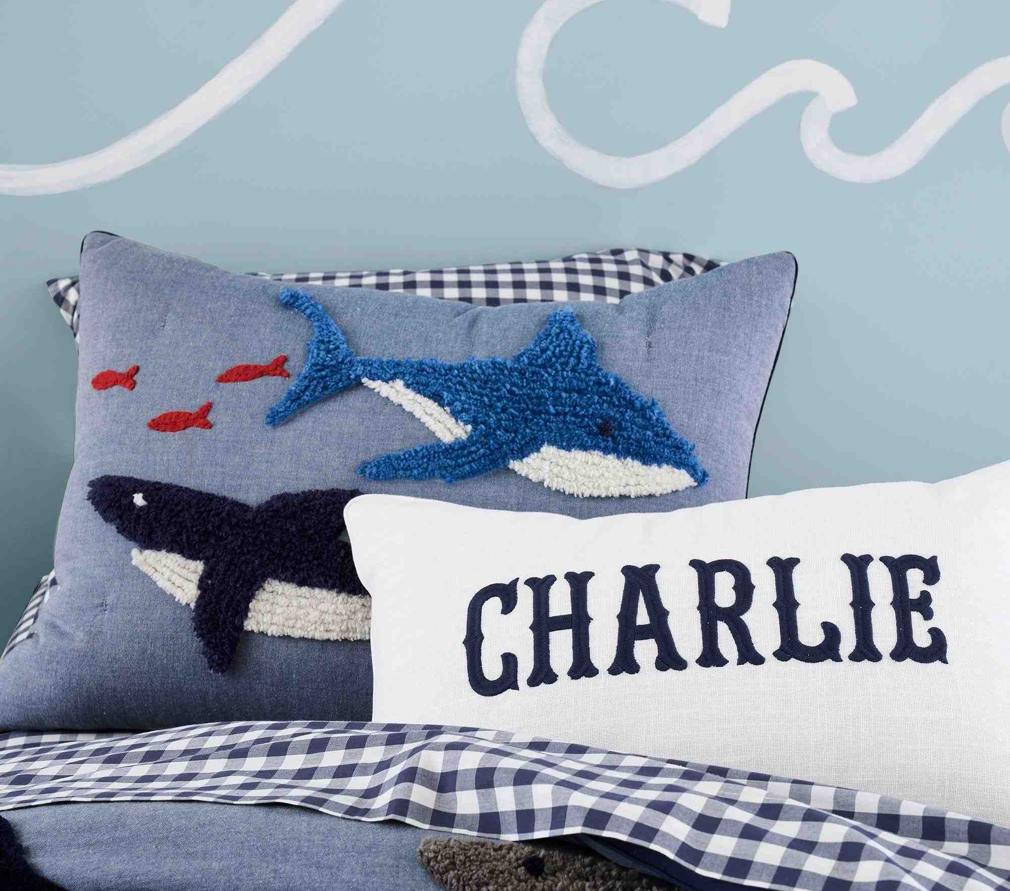 Candlewick Sharks ComforterSTANDARD SHAMMulti
