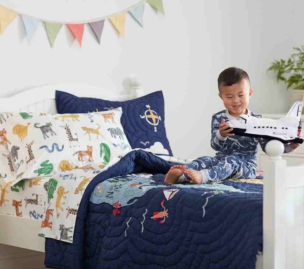 World Map Quilt & Standard Sham